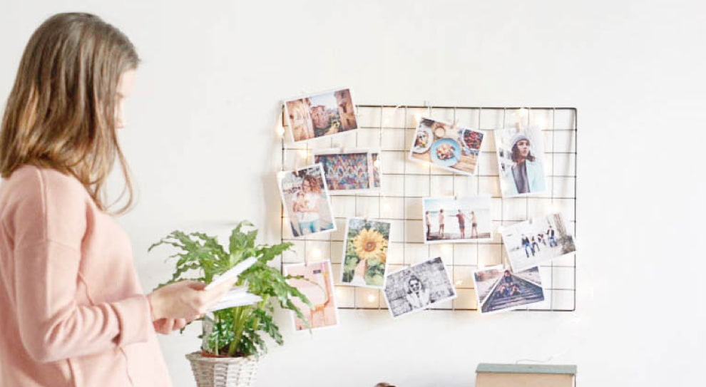 DIY: fotos colgadas con pinzas en tus paredes